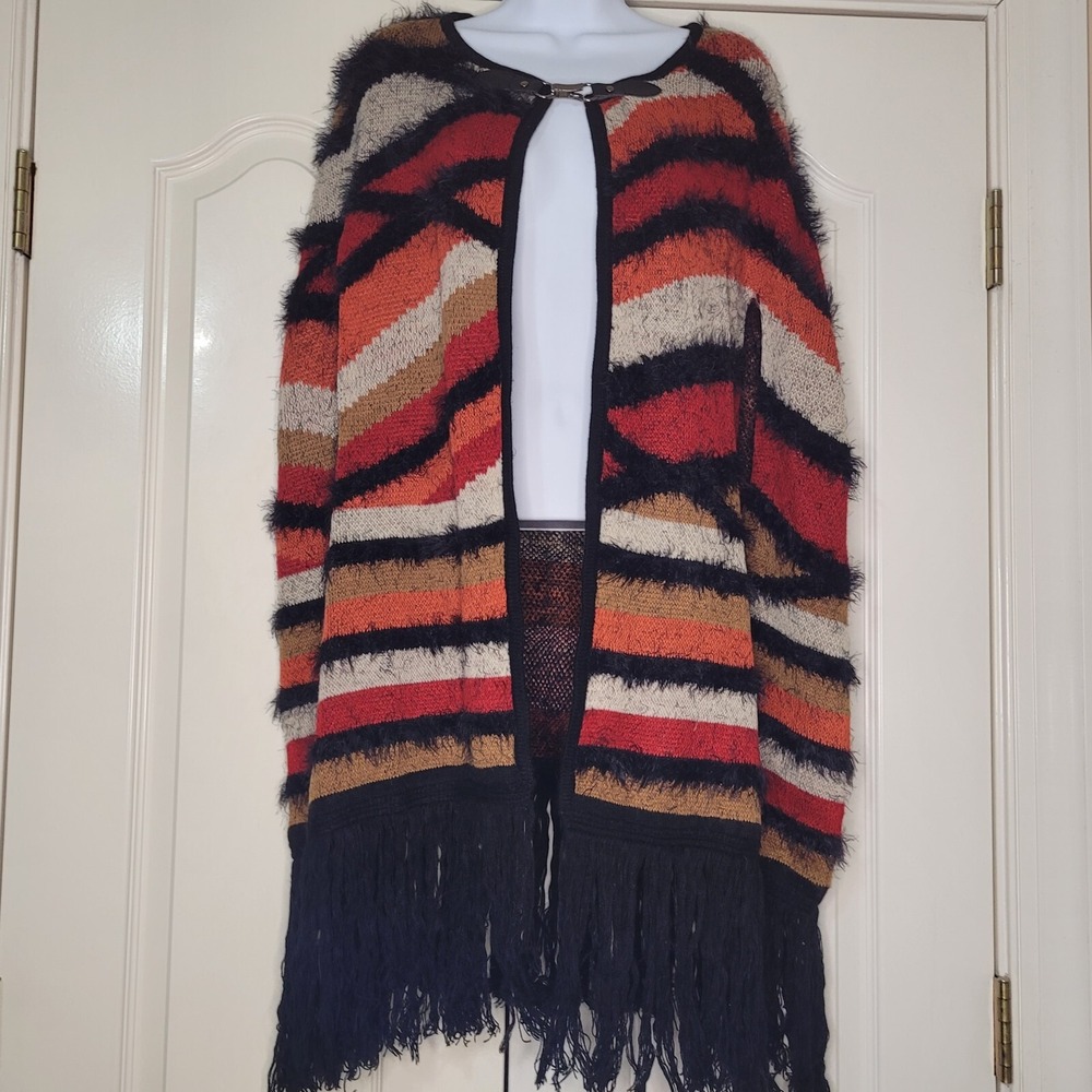 VERTIGO‎ PARIS CAPE PONCHO Burnt Orange Fringe SIZE L/XL NWT Women's